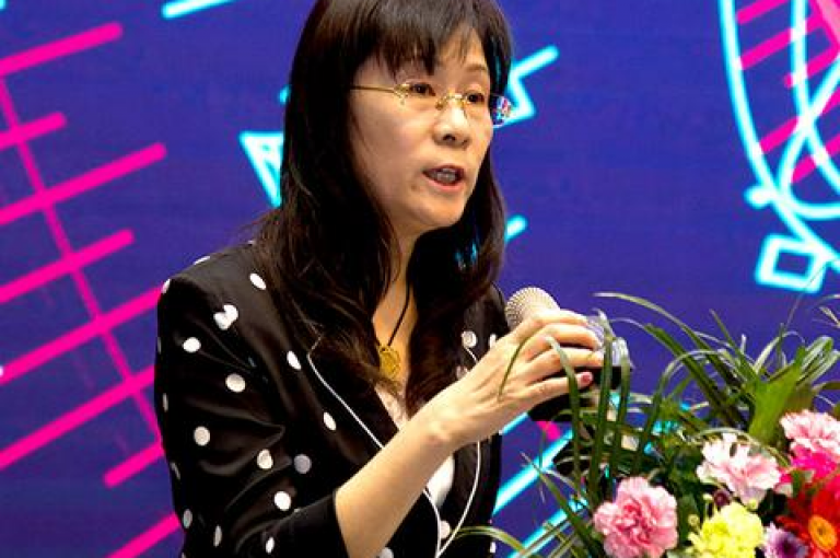 探索无界平台提供抖音充粉服务，仅需1元即可获得10000粉丝，助力您的社交媒体影响力飞跃。