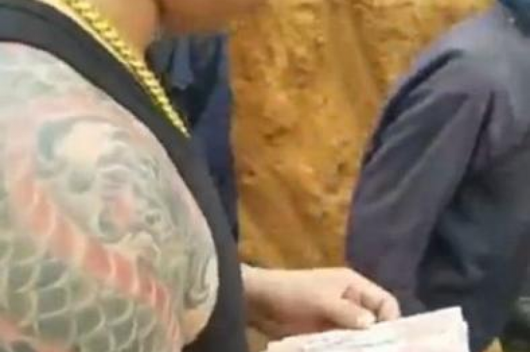 探索网络新潮流，加入快手粉丝互动平台，享受不掉粉的稳定增长，同时通过我们的QQ网站免费领取访客，体验刷快手视频双击的乐趣，并了解抖音上那些令人瞩目的十大土豪大哥。