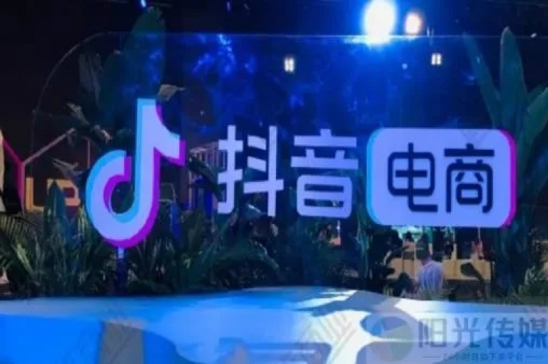 全天候自助下单系统，助力抖音账号成长 - 彩虹云平台提供真人点赞与评论服务，激活您的社交媒体影响力！